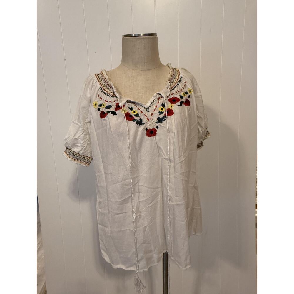 Voice Embroidered Tunic Womens XL White Boho Floral Peasant Top India Festival